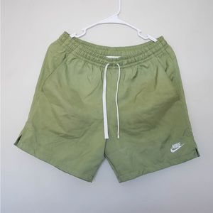 Mens Nike shorts small